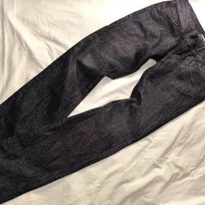 Bershka farmerke sa šljokicama (glitter)