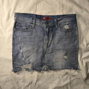 Original Levis teksas suknjica