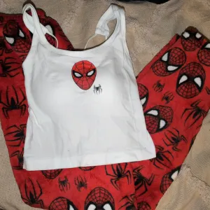 Nova Spiderman pidžama