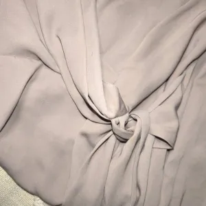 Puder roze elegantna košulja