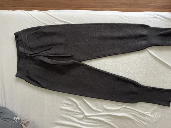 ZARA trenerke donji deo S vel