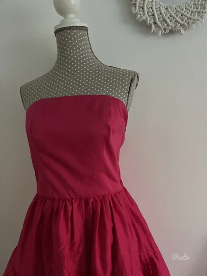 NOVO SA ETIKETOM haljina M vel