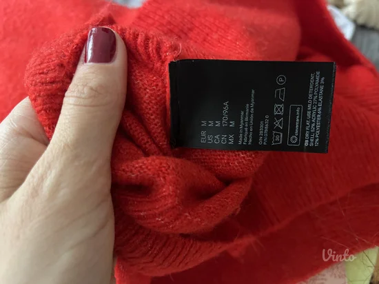 H&M crveni džemper rolka S/M/L