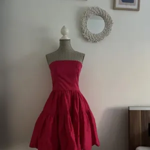 NOVO SA ETIKETOM haljina M vel