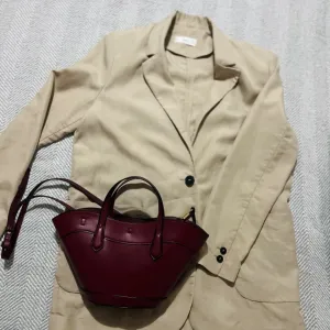 MANGO kao NOV sako blejzer L vel