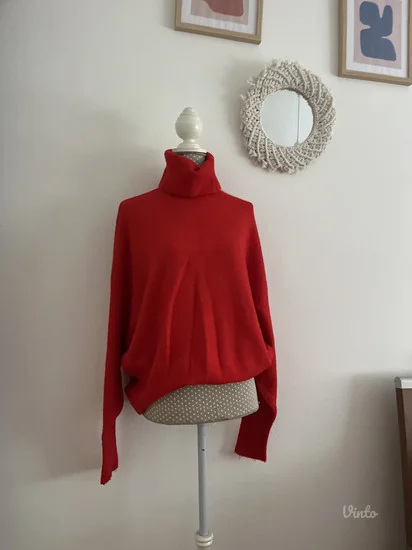 H&M crveni džemper rolka S/M/L