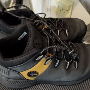 patike decije timberland br34