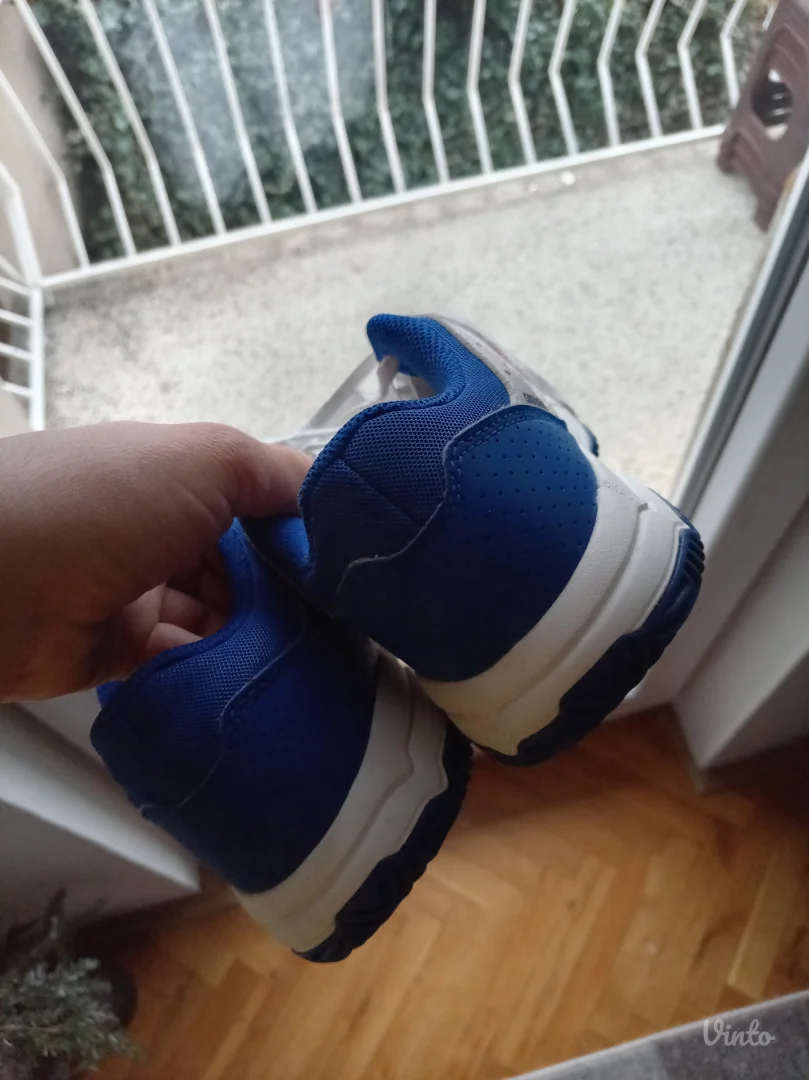 Adidas dečje patike