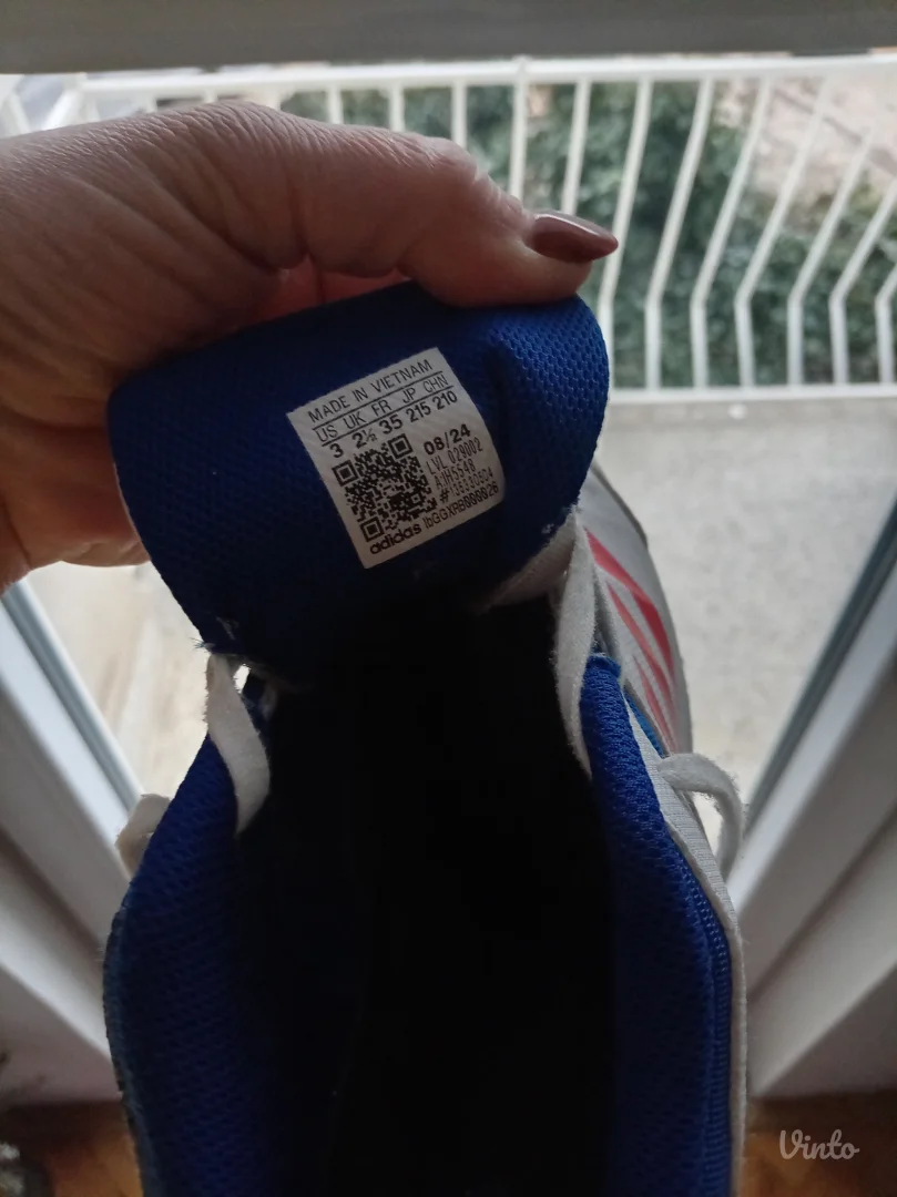 Adidas dečje patike