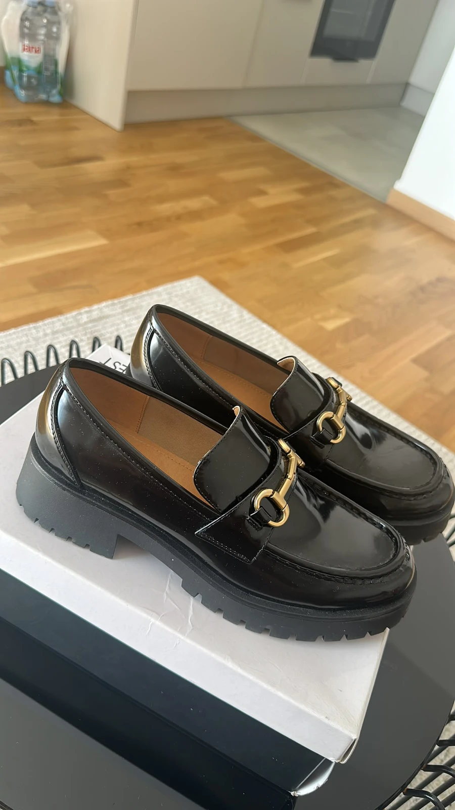 Nove Nine West cipele