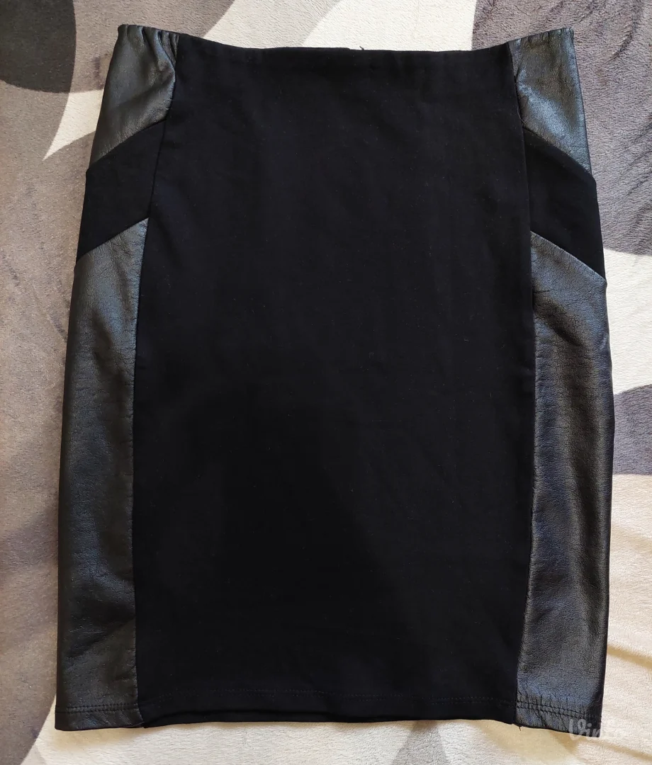 Crna suknja sa kožnim detaljima M/L