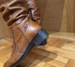 Paar čizme - kao nove