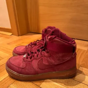 Nike Air Force 1 patike