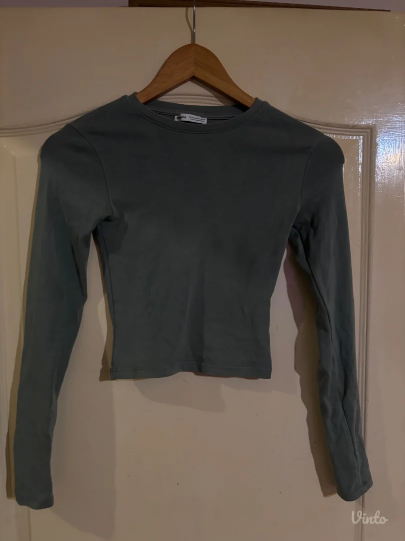 bershka zelena majica