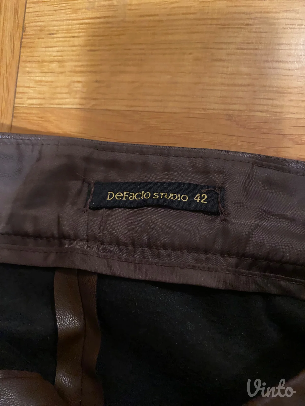 DeFacto braon suknja od vestacke koze veličina 42