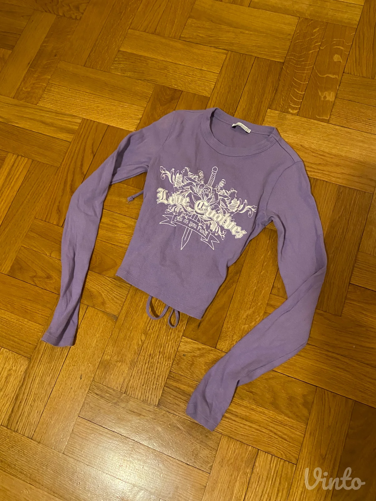Bershka lila crop majica dugih rukava xs