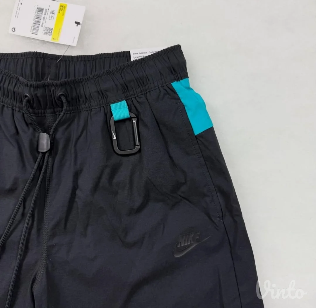 Nike Tech Fleece sorc