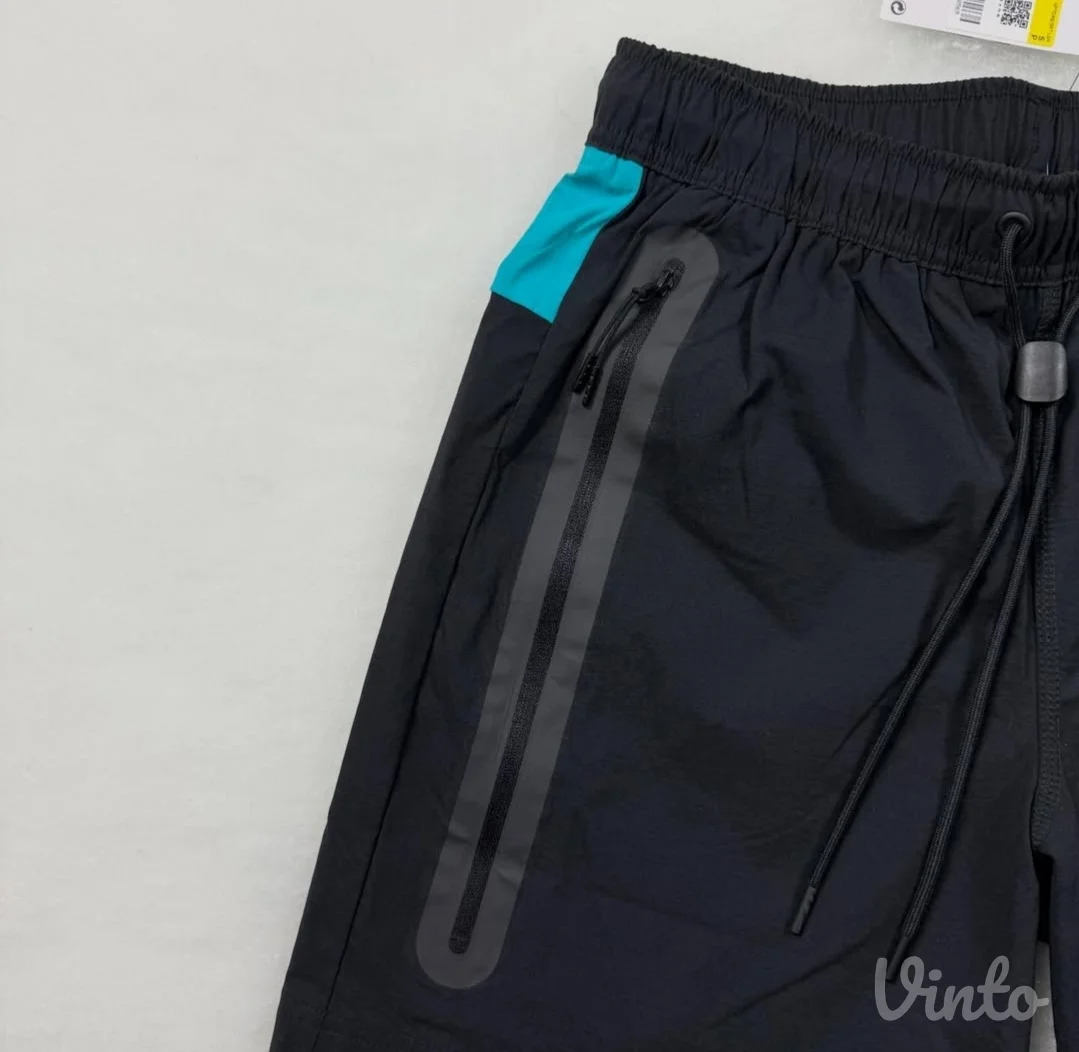 Nike Tech Fleece sorc
