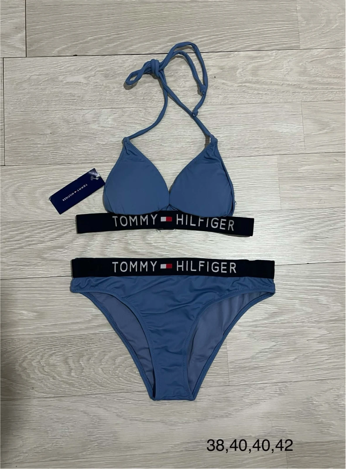 Tommy Hilfiger