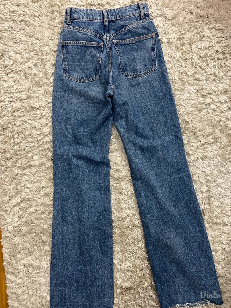 ZARA-zenske farmerke