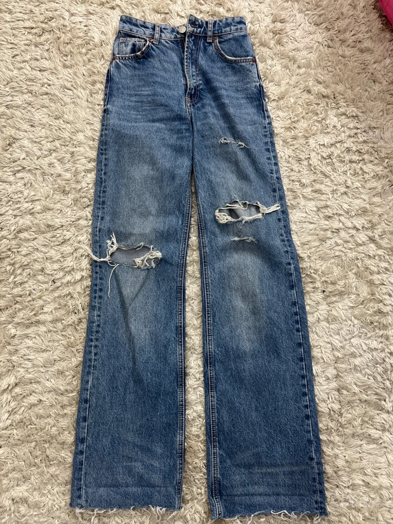 ZARA-zenske farmerke