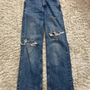 ZARA-zenske farmerke