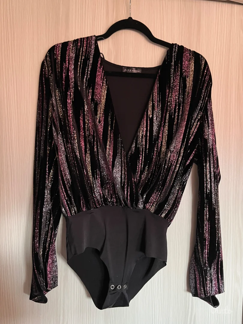 Zara bodi sa sljokicama