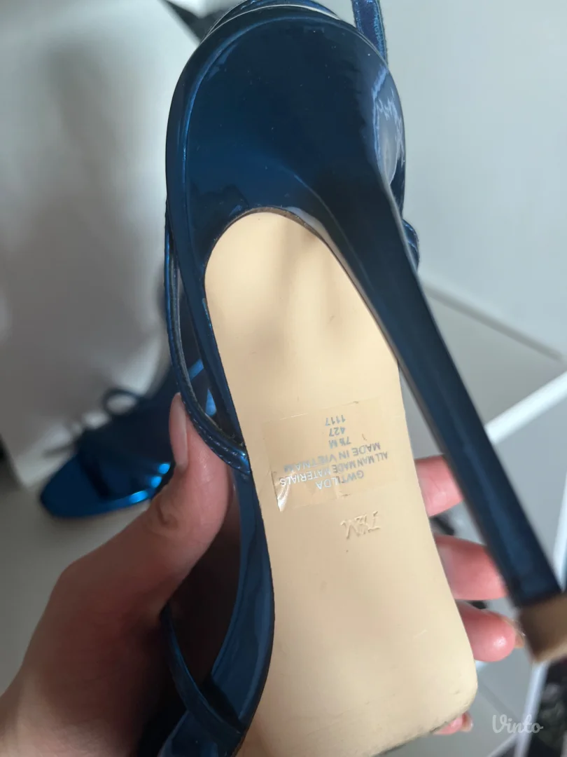 Guess sandale na stiklu