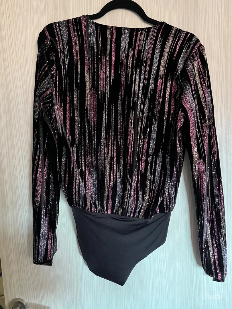 Zara bodi sa sljokicama