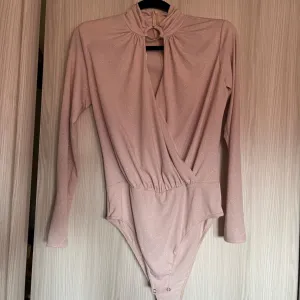 Balasevic bodi sa naramanicama