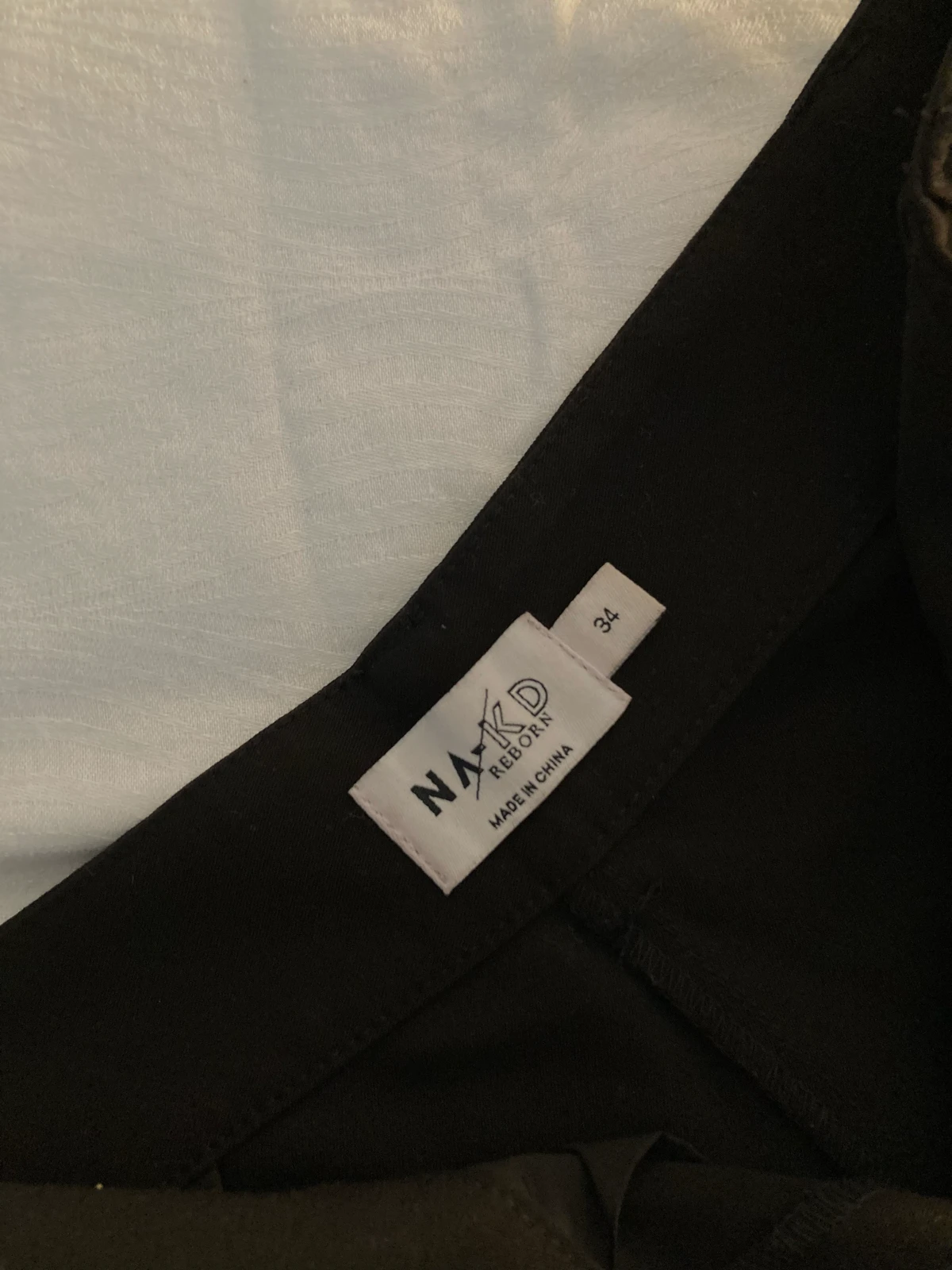 NAKD elegantne pantalone