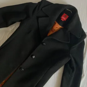 Esprit zenski kaput od vune