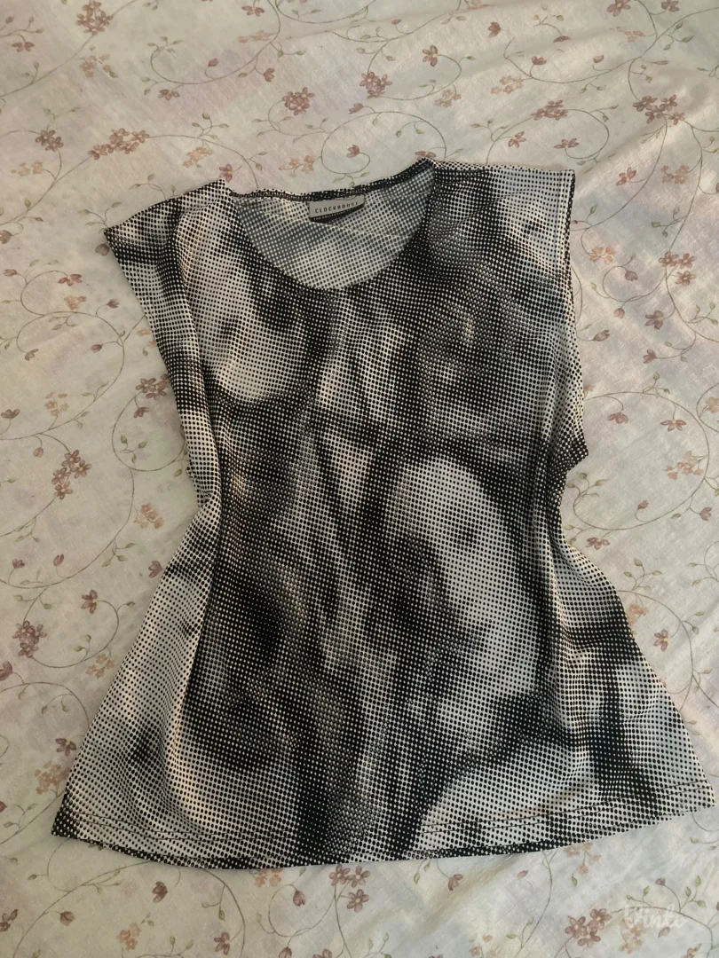 C&A Clockhouse graphic top