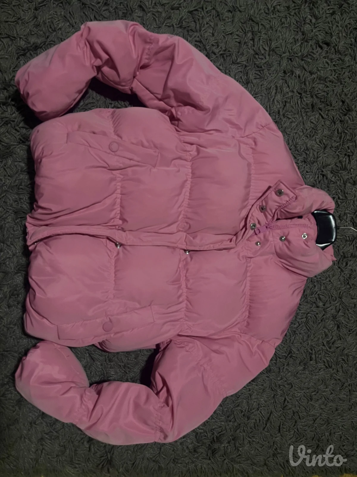 Oversized ženska roze jaknica