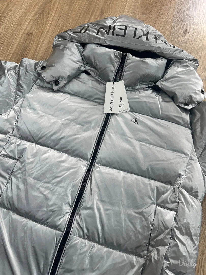 Nova! Calvin Klein jakna