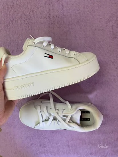 Tommy Hilfiger patike