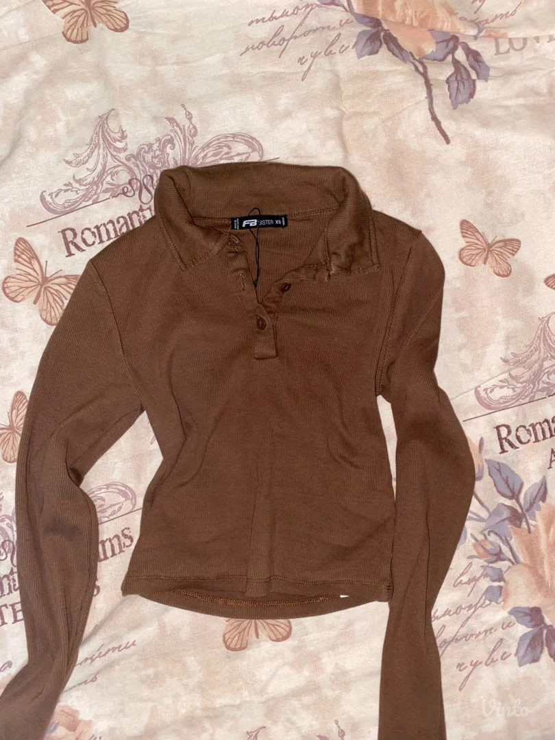 New Yorker bluza sa kragnom