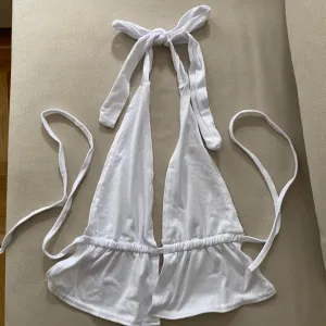 BELI TOP SA MASNICOM