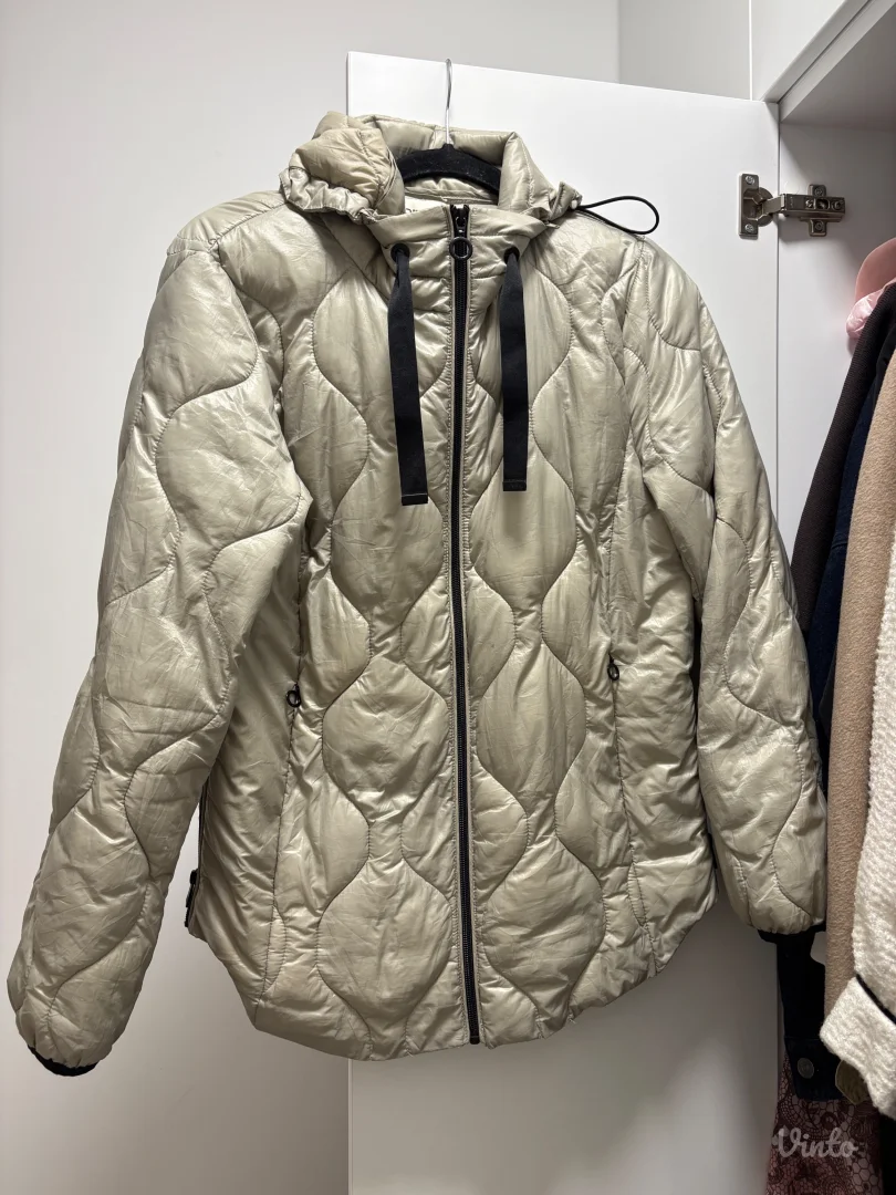 ESPRIT svetlo-zelena jakna