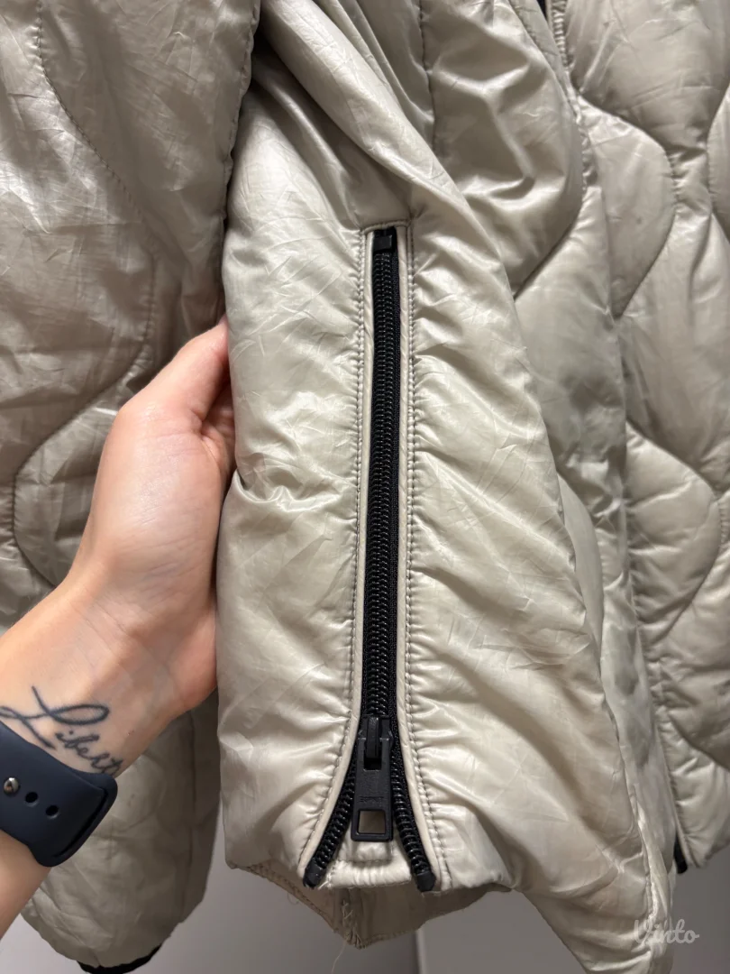 ESPRIT svetlo-zelena jakna