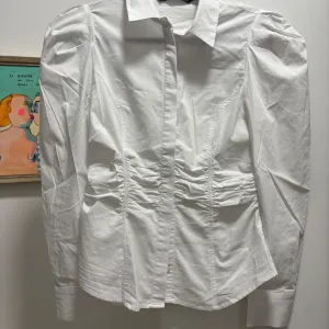 ZARA | Elegantna bela košulja