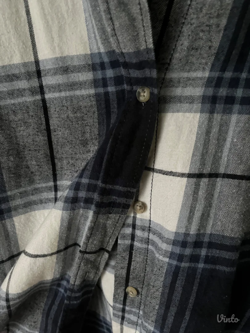 Plavo-bela karirana oversized košulja