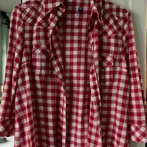 Karirana oversized košulja