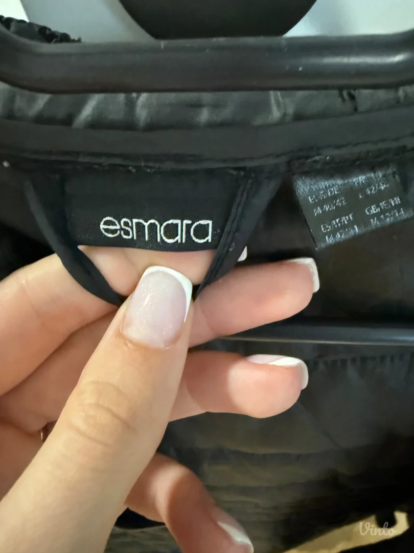 Esmara ženaka jakna M Crna