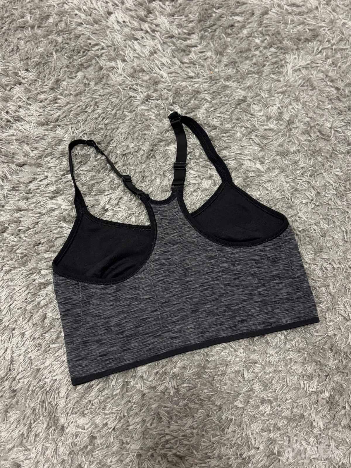 OLD NAVY top za trening