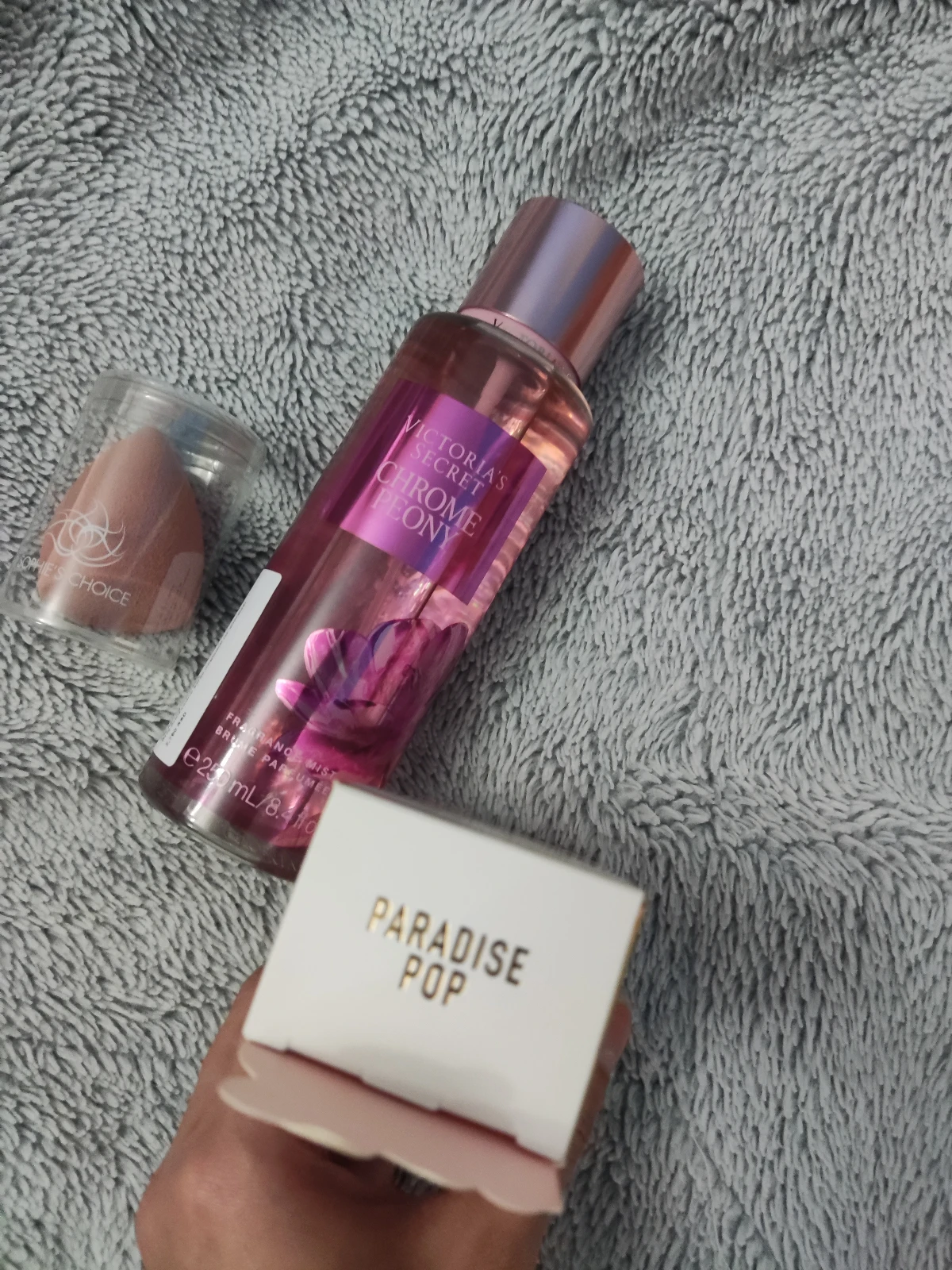 Lot rumenilo, beauty blender i mist za telo
