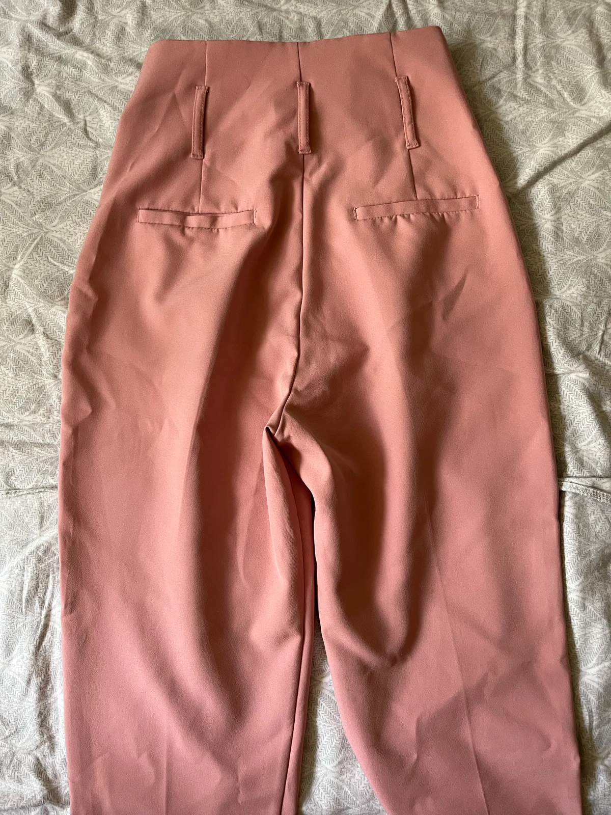 Bershka pantalone