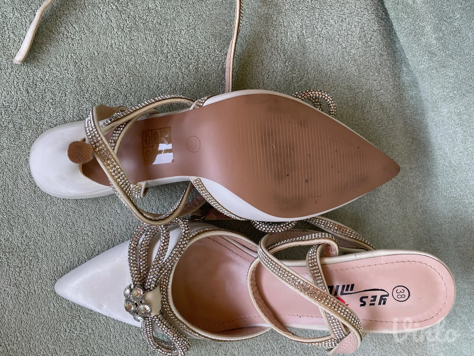 Elegantne salonke 38
