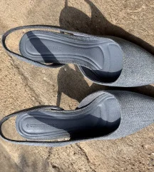 Stradivarius teksas salonke