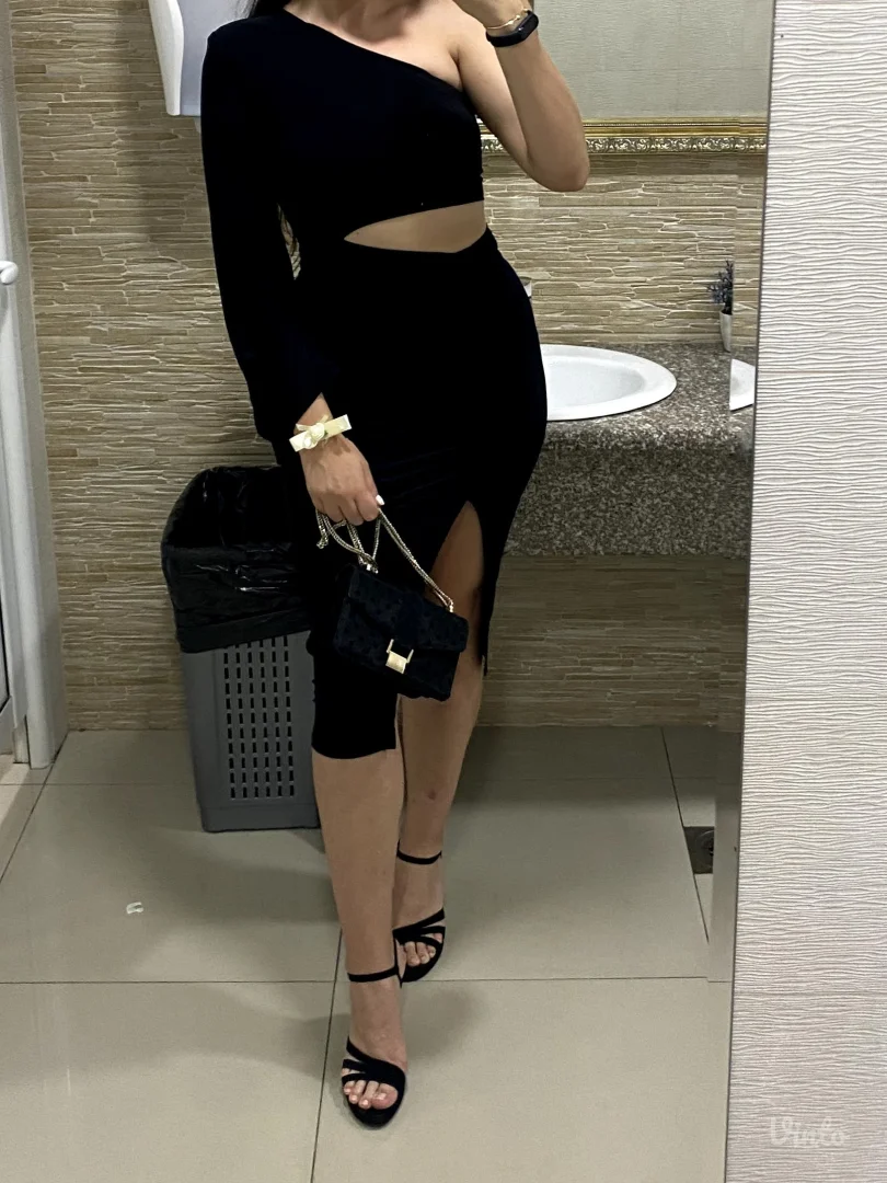 Trendyol crna midi haljina